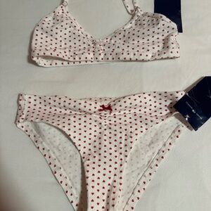 Brandy Melville red heart set